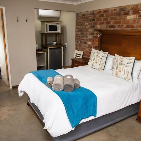 Hotel Opstal Guestfarm Potchefstroom Exterior foto