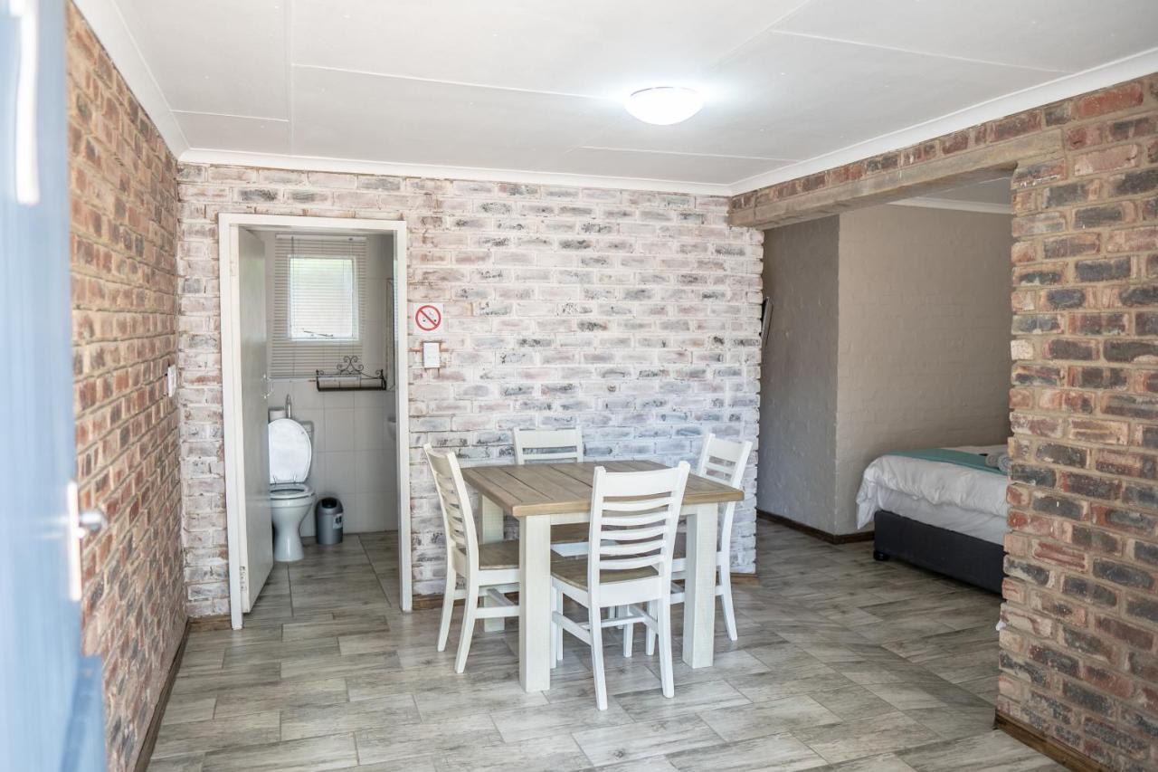Hotel Opstal Guestfarm Potchefstroom Exterior foto